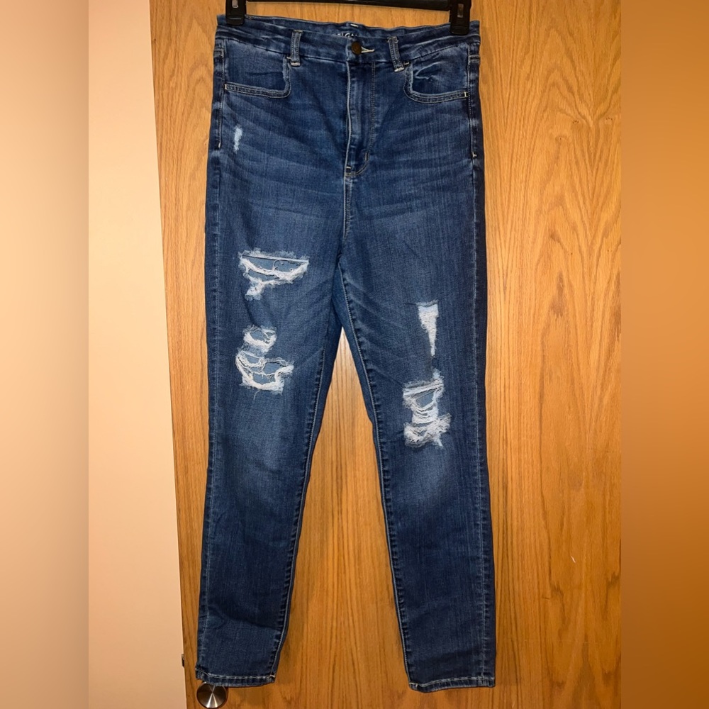 Super High Rise American Eagle skinny jeans
